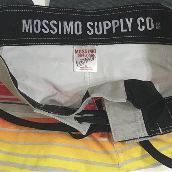 Mássimo supply co shorts - Picture 6 of 6